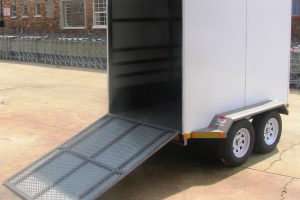 Enclosed-2.7-Ton-GVM-trailer1